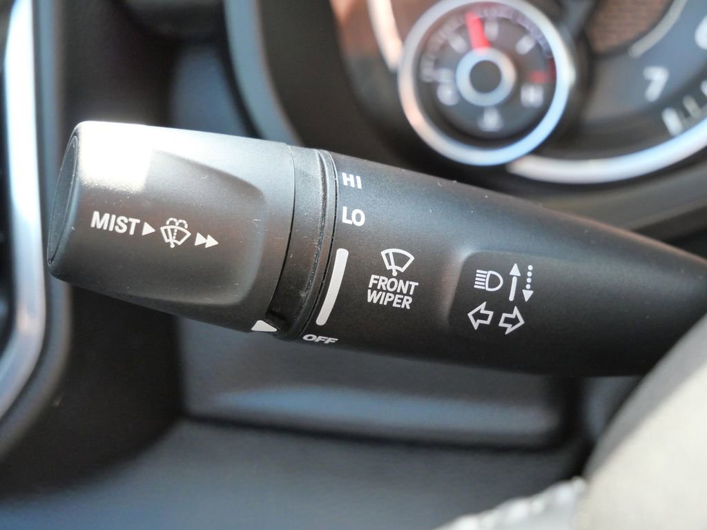 Used 2020 RAM 1500 Laramie image 29