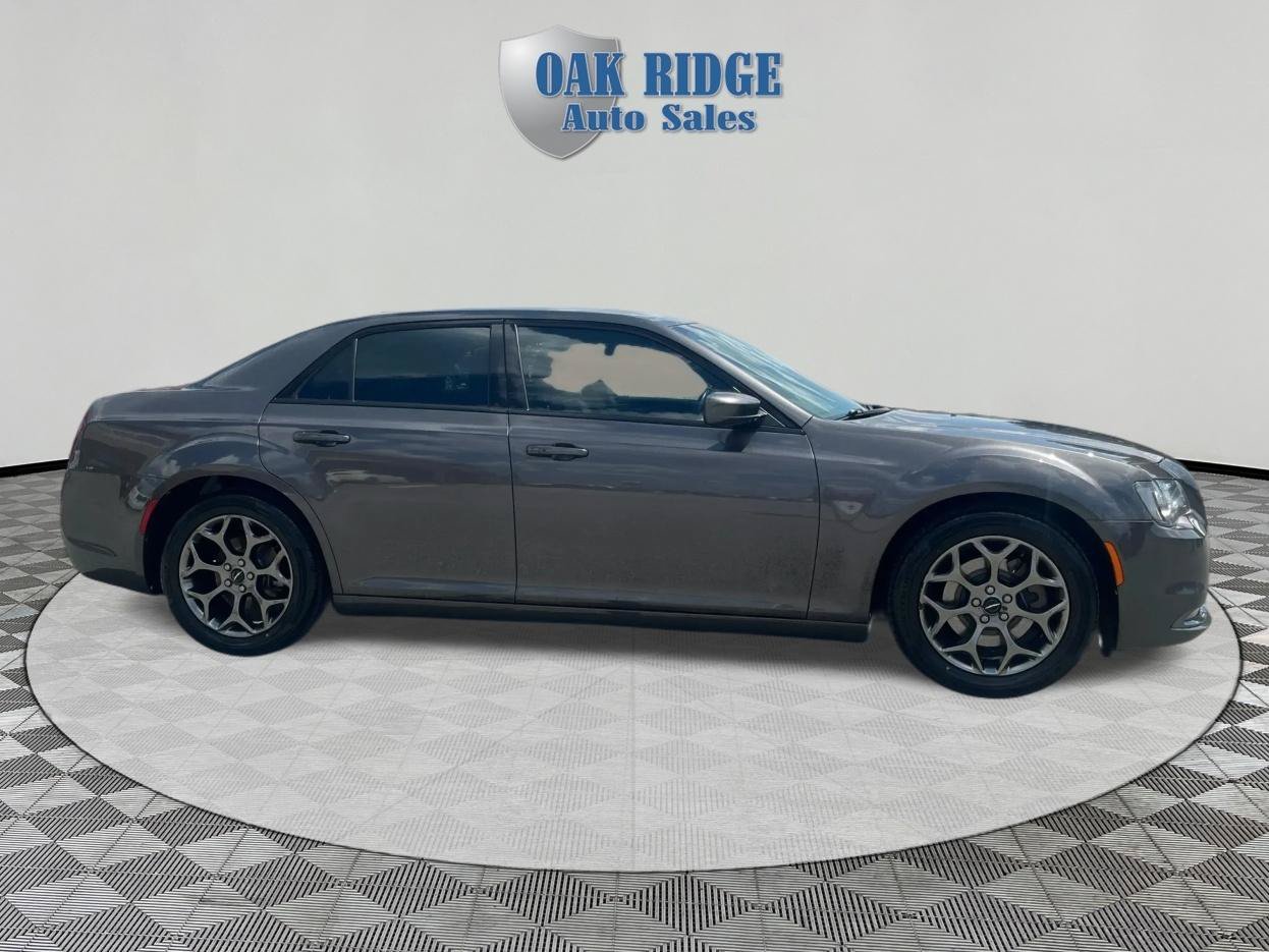 Used 2017 Chrysler 300 S AWD/4WD image 4