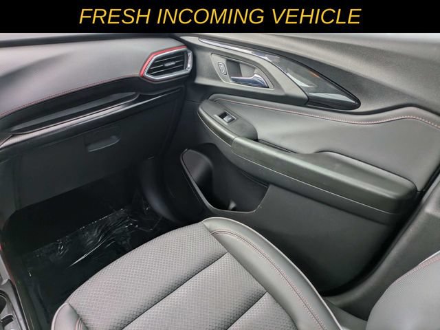 Used 2023 Chevrolet TrailBlazer RS w/ Sun and Liftgate Package FWD image 15