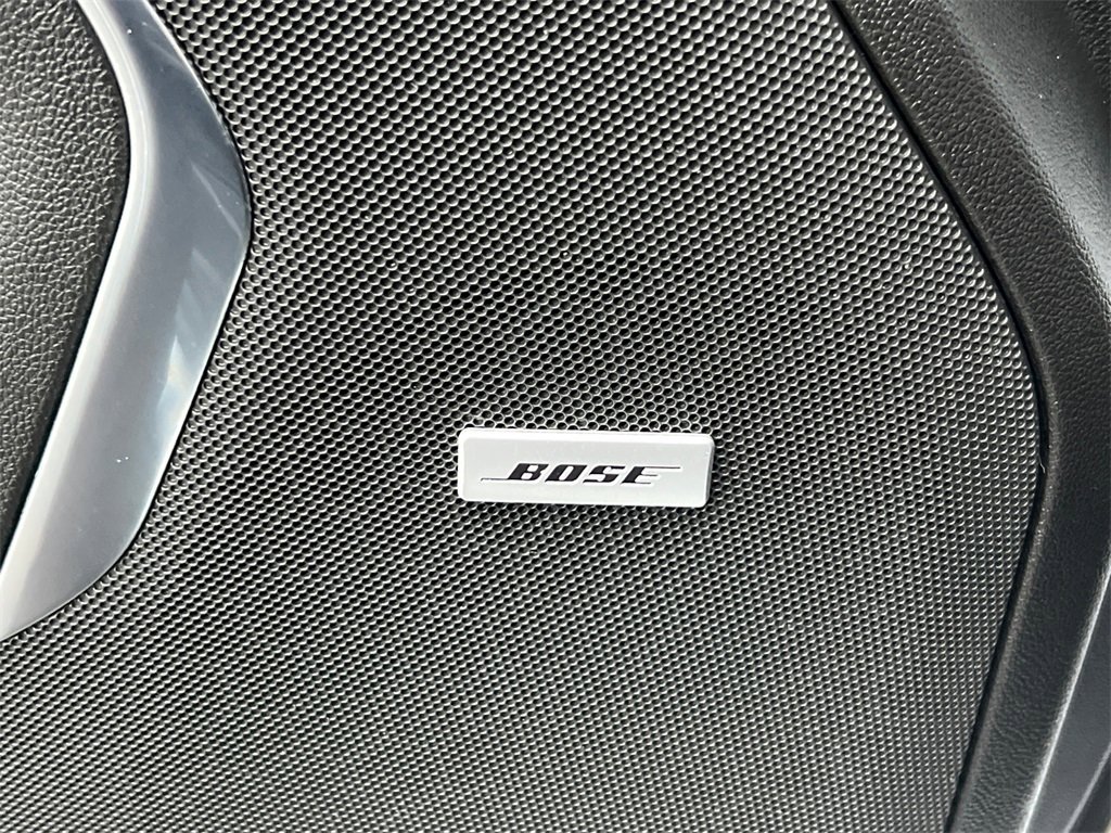 Used 2023 Chevrolet Suburban Premier image 28