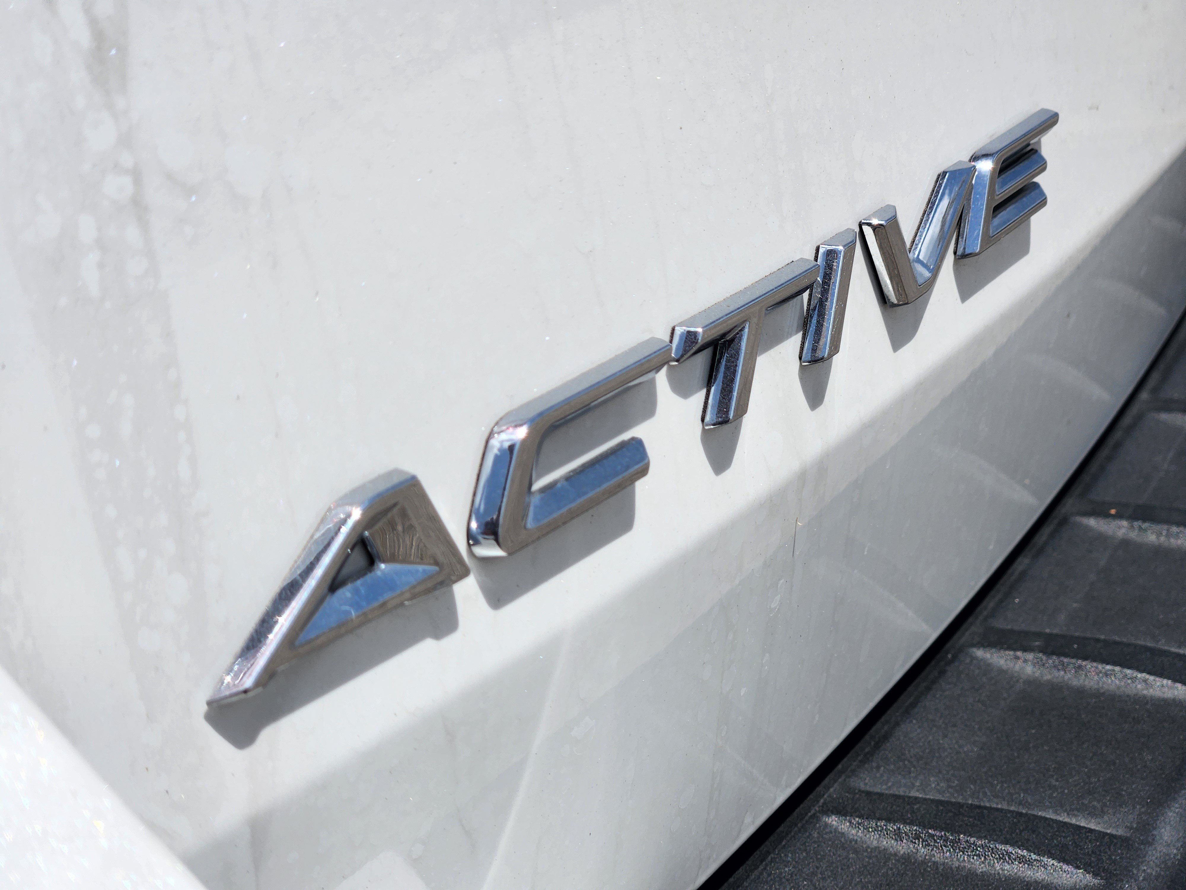 New 2026 Ford Explorer Active w/ Active Comfort Package RWD image 9