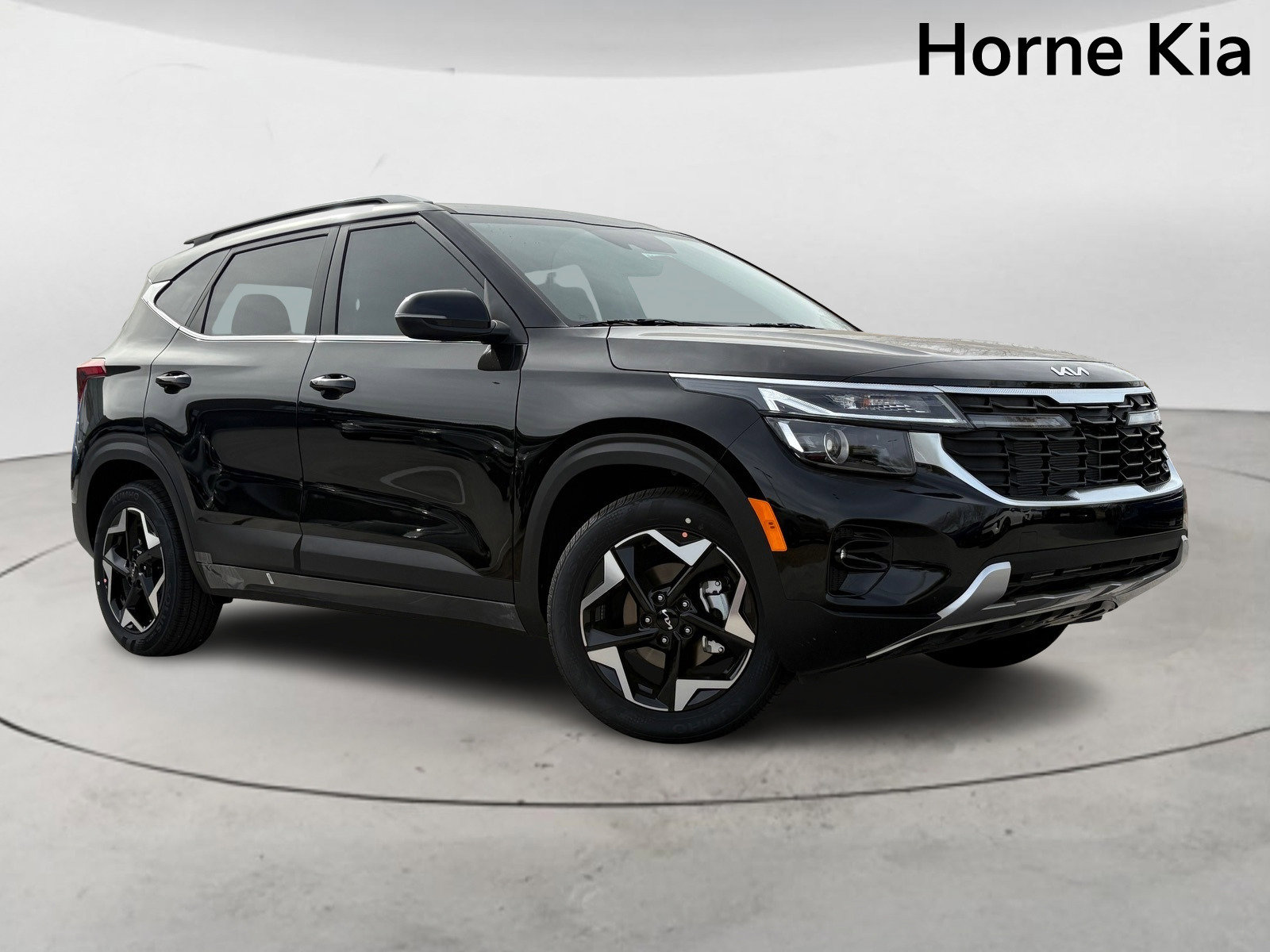 New 2026 Kia Seltos EX image 2