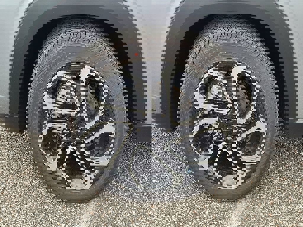 New 2026 Chevrolet Trax RS w/ Driver Confidence Package image 11