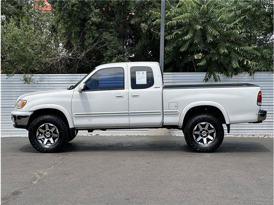 Used 2001 Toyota Tundra Limited w/ Off-Road Pkg AWD/4WD image 13
