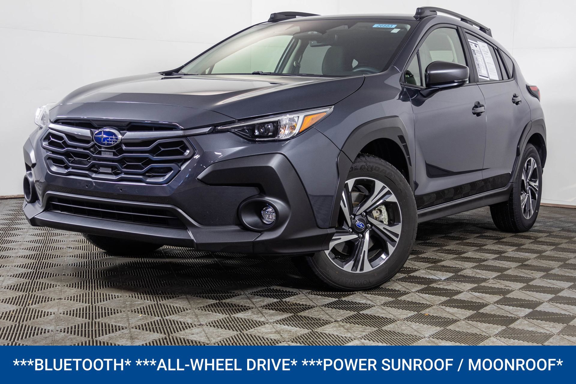 Used 2025 Subaru Crosstrek 2.0i Premium image 2