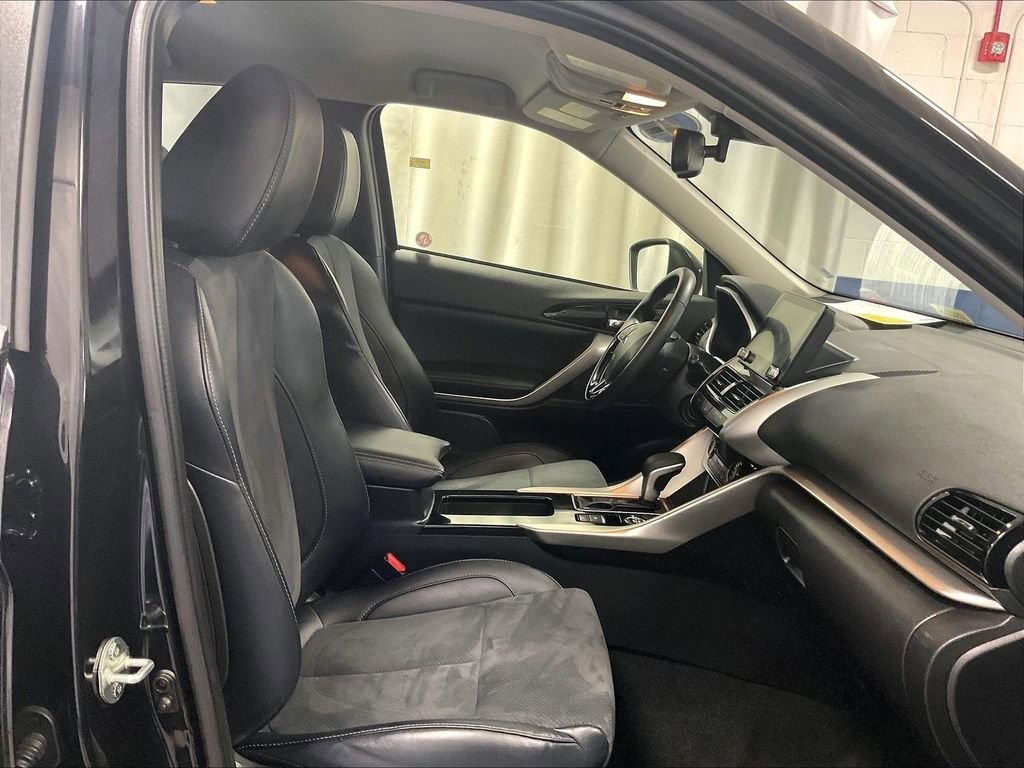 Used 2025 Mitsubishi Eclipse Cross SE AWD/4WD image 11