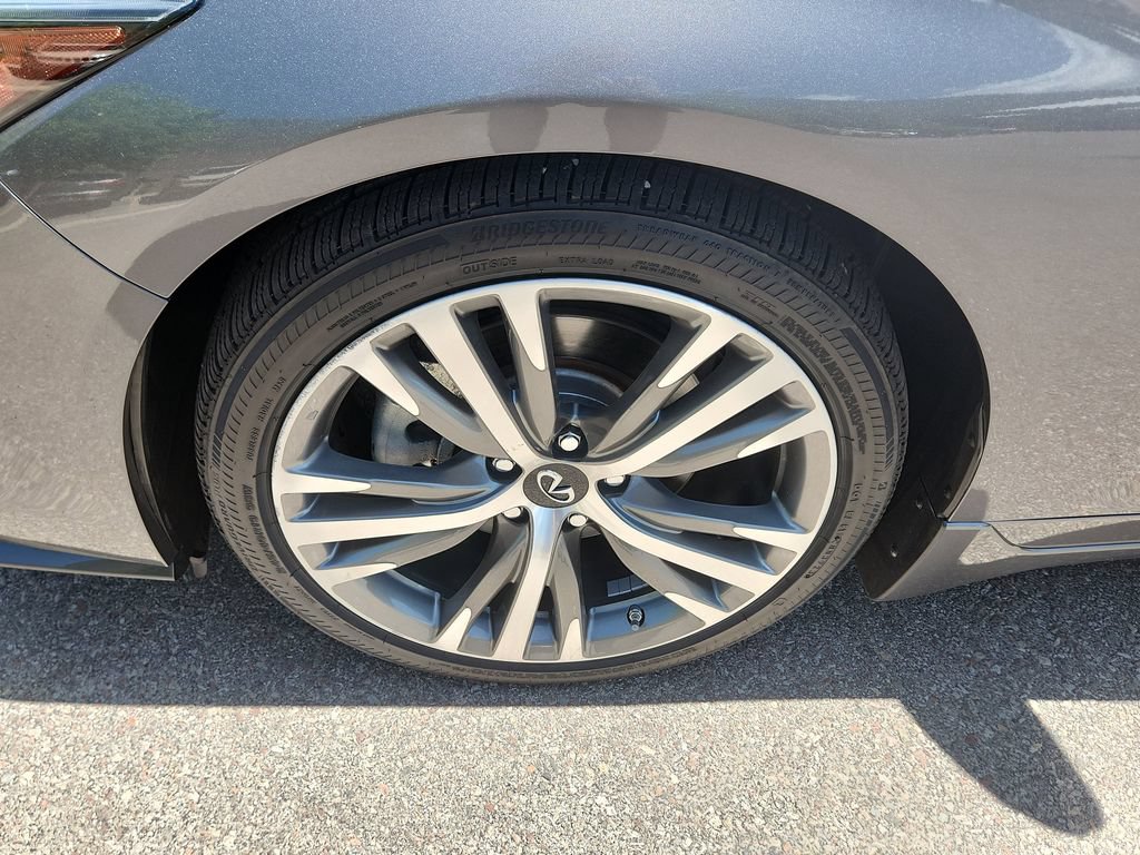 Used 2021 INFINITI Q50 Sensory w/ Cargo Package AWD/4WD image 17