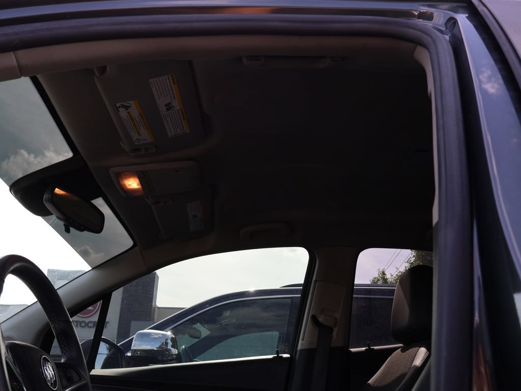 Used 2018 Buick Encore Preferred FWD image 18