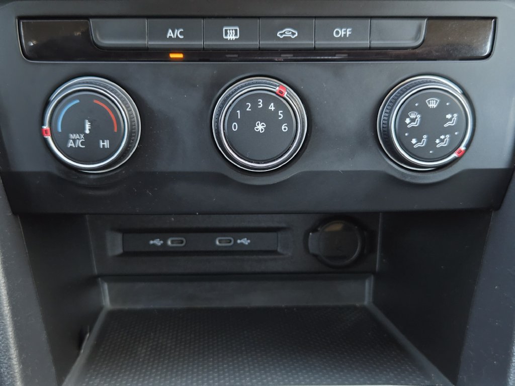 Used 2022 Volkswagen Taos S FWD image 17