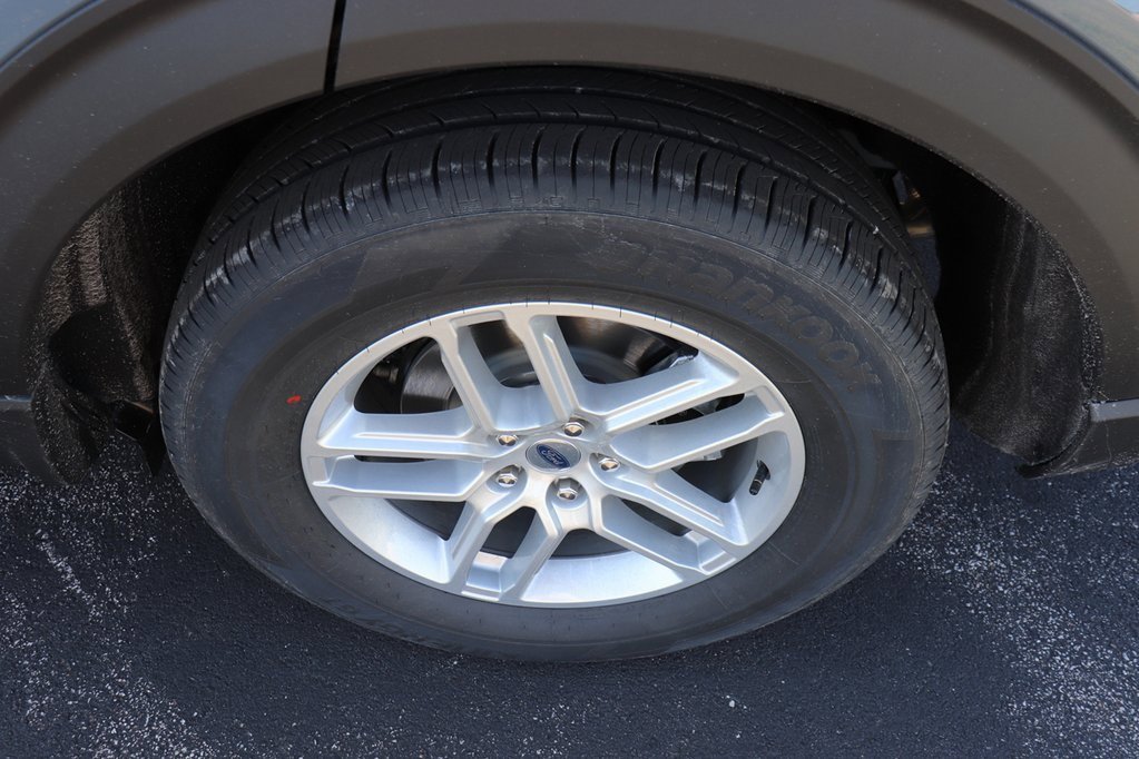 New 2026 Ford Explorer Active image 8