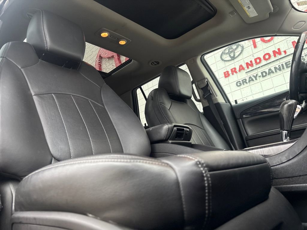Used 2017 Buick Enclave Leather image 26