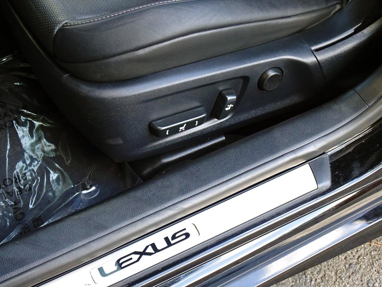 Used 2017 Lexus IS 300 F Sport w/ F Sport Package AWD/4WD image 17