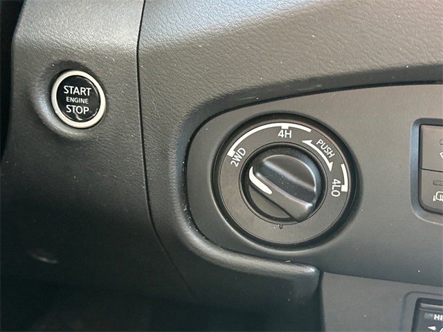 Used 2023 Nissan Frontier PRO-4X w/ Pro-4X Premium Package image 27