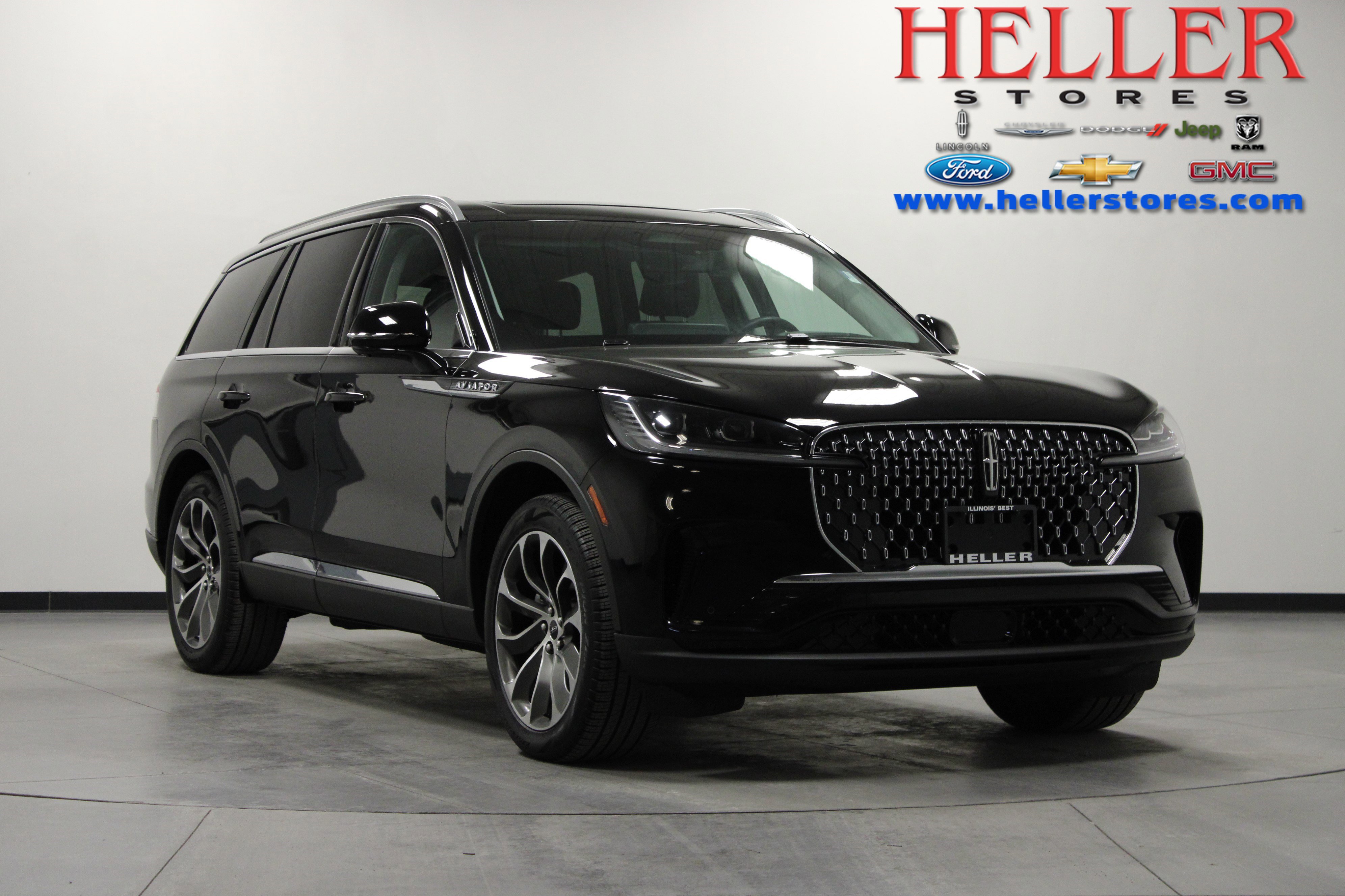 Used 2025 Lincoln Aviator Reserve w/ Illumination Package image 1