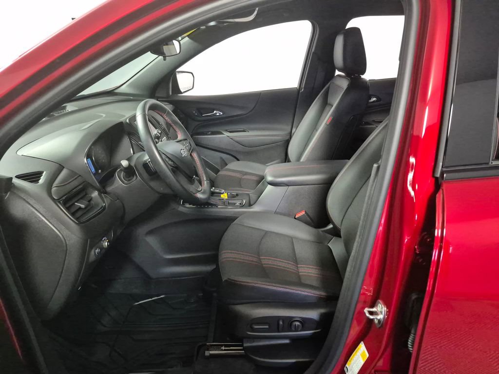 Certified 2023 Chevrolet Equinox RS w/ LPO, Floor Liner Package image 9
