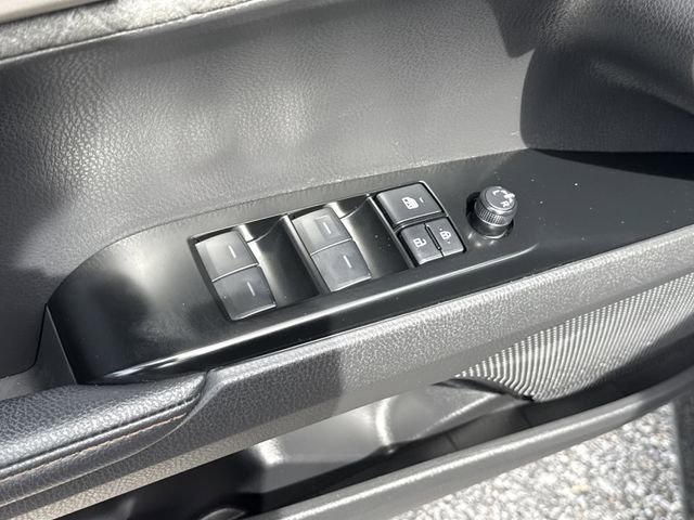 Used 2025 Toyota Camry XLE FWD image 32