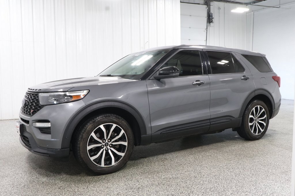 Used 2021 Ford Explorer ST w/ Premium Technology Package image 2