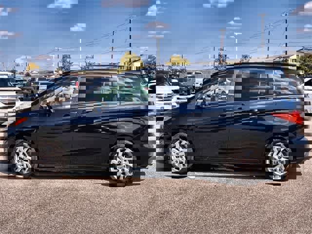 Used 2015 MAZDA MAZDA5 Sport image 3