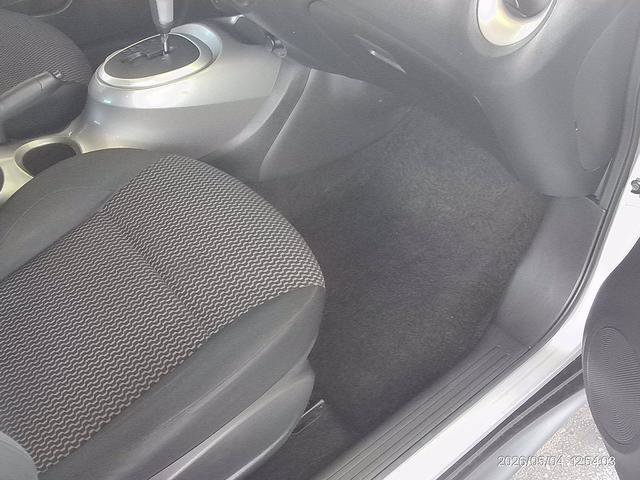 Used 2015 Nissan Juke S AWD/4WD image 17