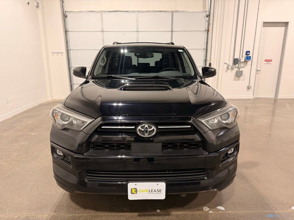 Used 2022 Toyota 4Runner TRD Sport AWD/4WD image 2