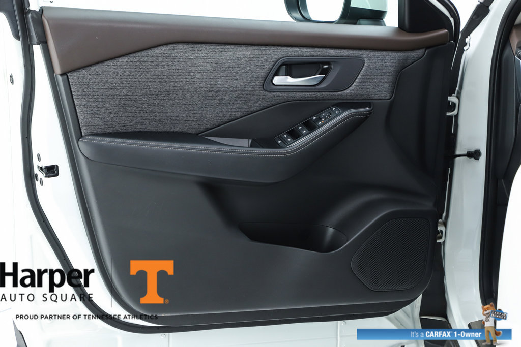 Used 2023 Nissan Rogue SV FWD image 18