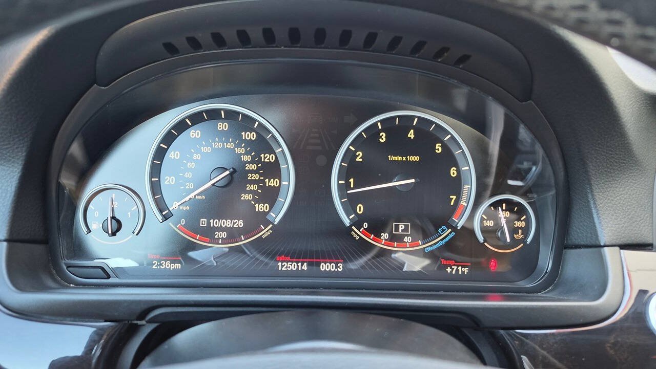 Used 2013 BMW 550i xDrive Sedan AWD/4WD image 43