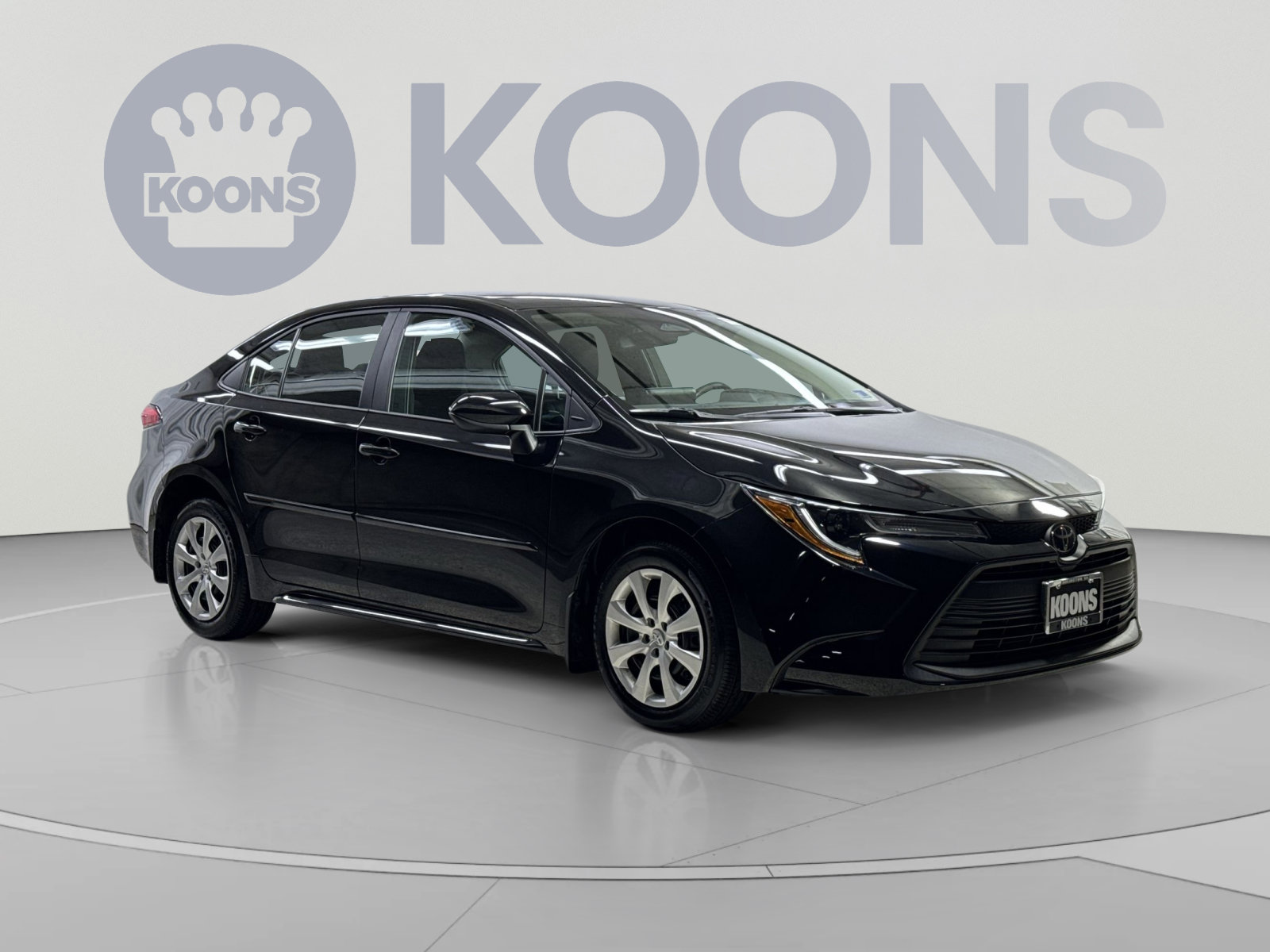 Used 2025 Toyota Corolla LE w/ Convenience Package FWD image 22