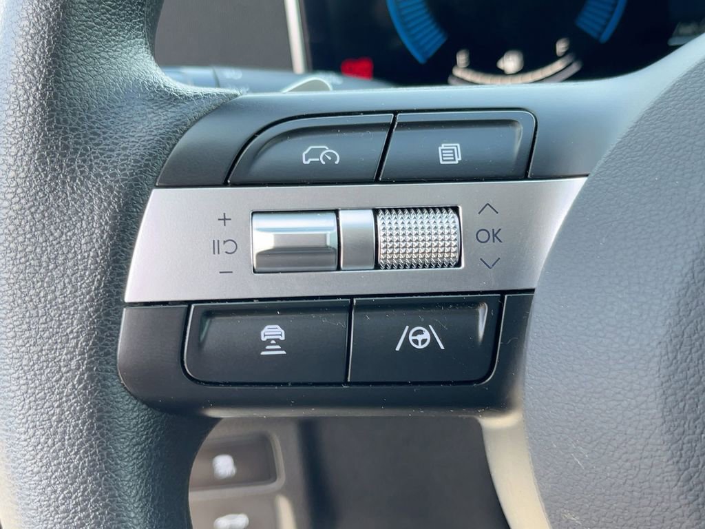 Used 2025 Hyundai Sonata SEL FWD image 20