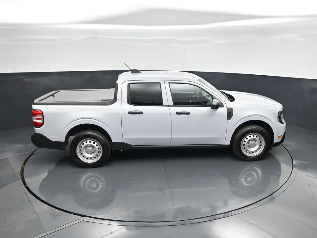 Certified 2025 Ford Maverick XL FWD image 35