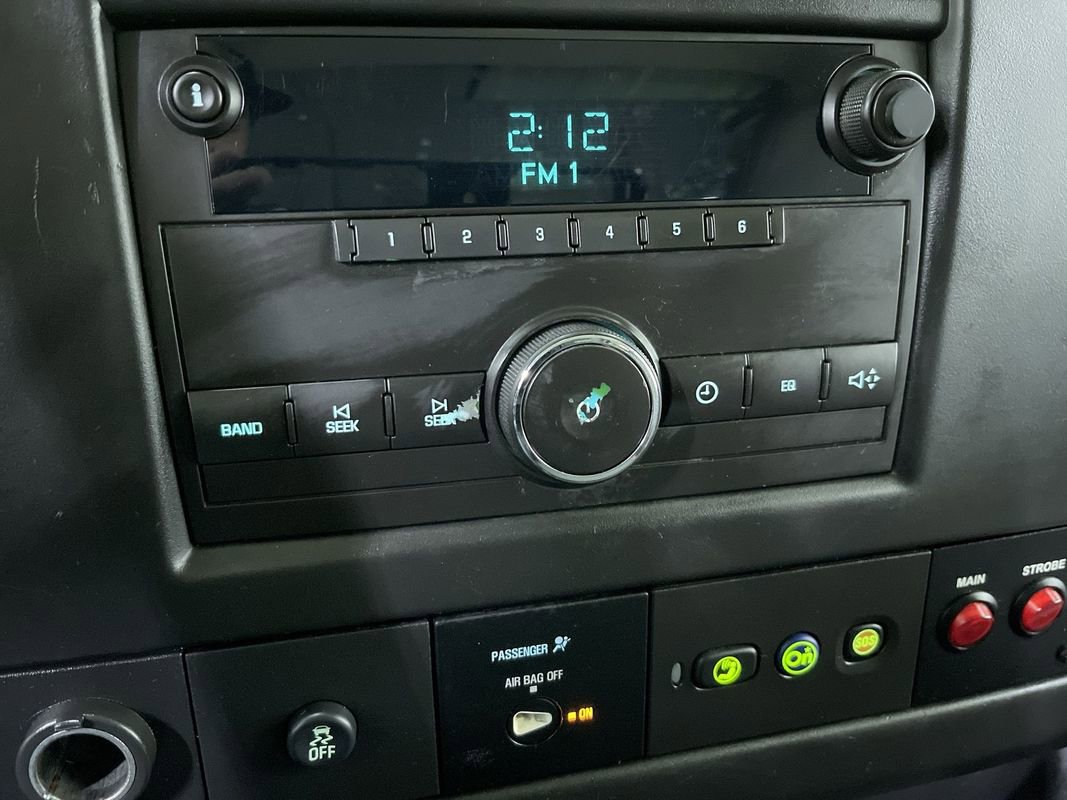 Used 2014 Chevrolet Express 2500 image 20