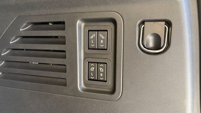 New 2026 Chevrolet Traverse RS AWD/4WD image 5