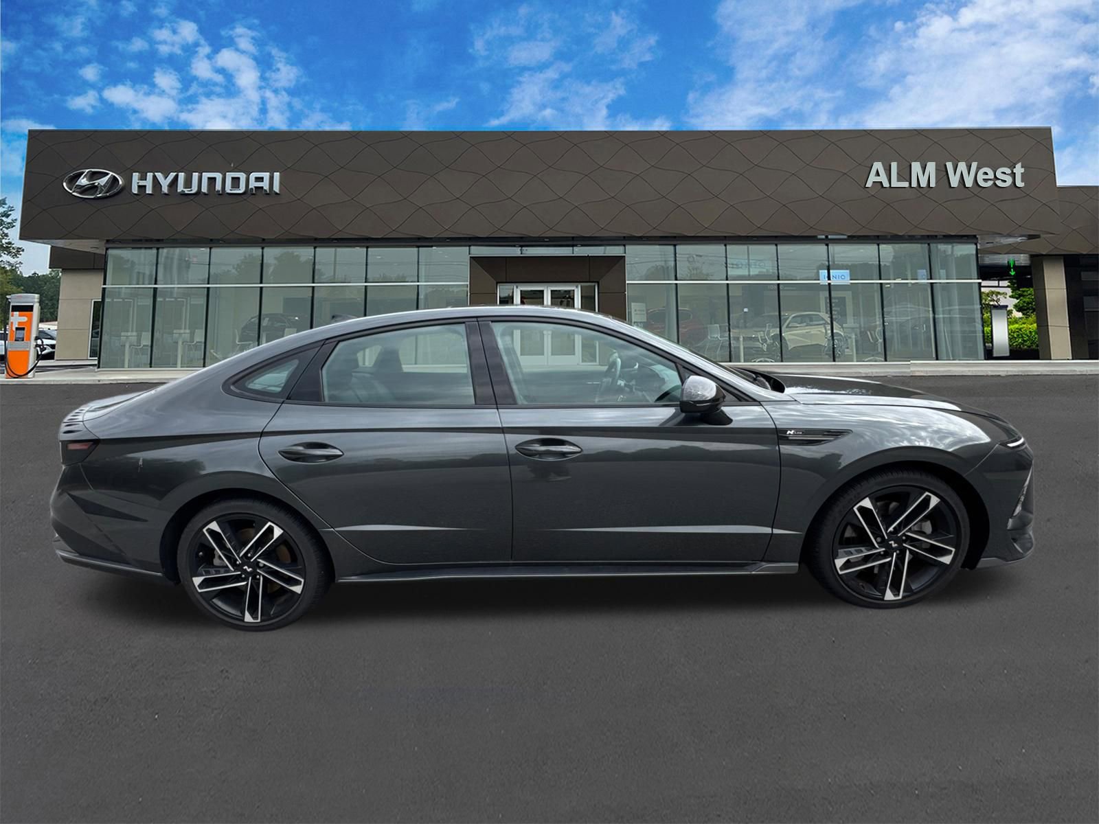 Used 2025 Hyundai Sonata N Line FWD image 4