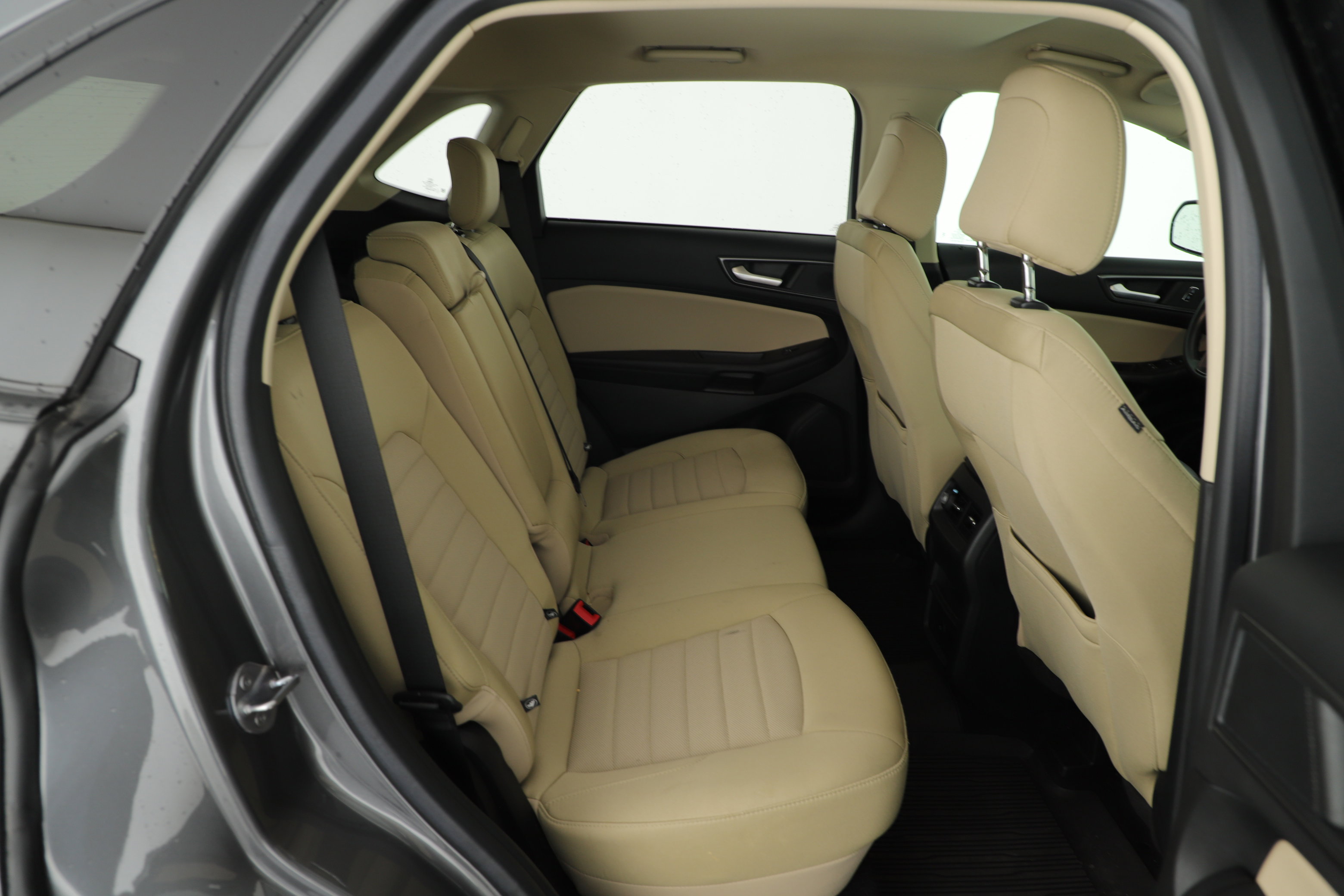 Used 2023 Ford Edge SE AWD/4WD image 11