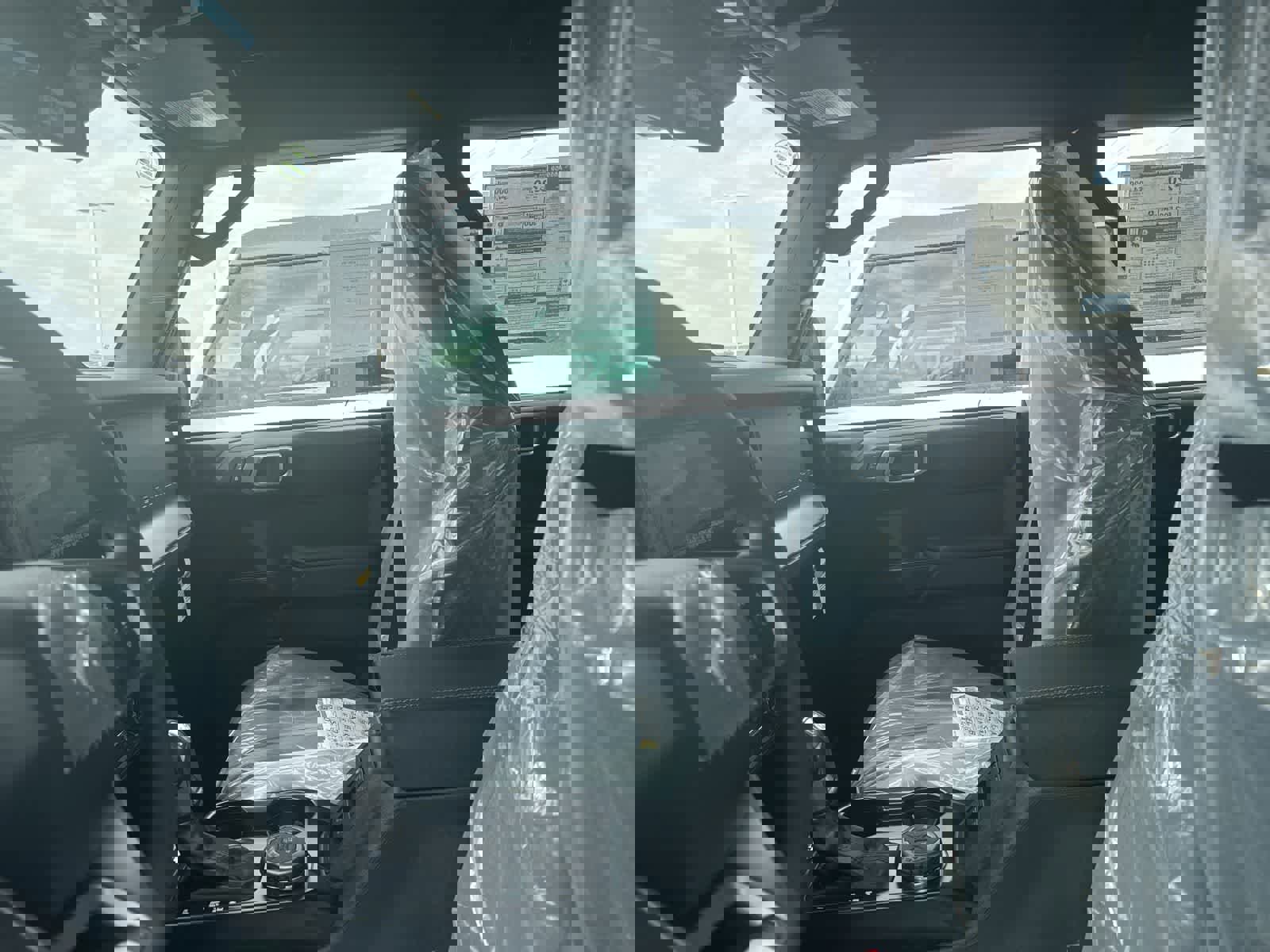 New 2026 Ford Bronco 4-Door image 27