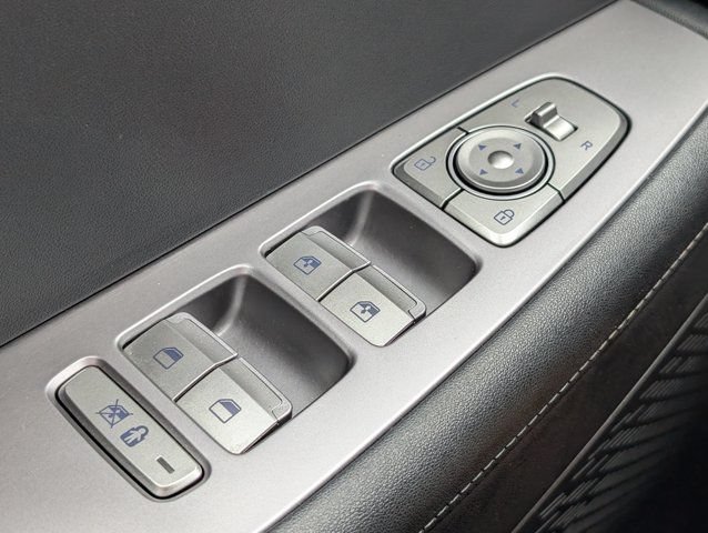 Used 2024 Hyundai Palisade SEL FWD image 23