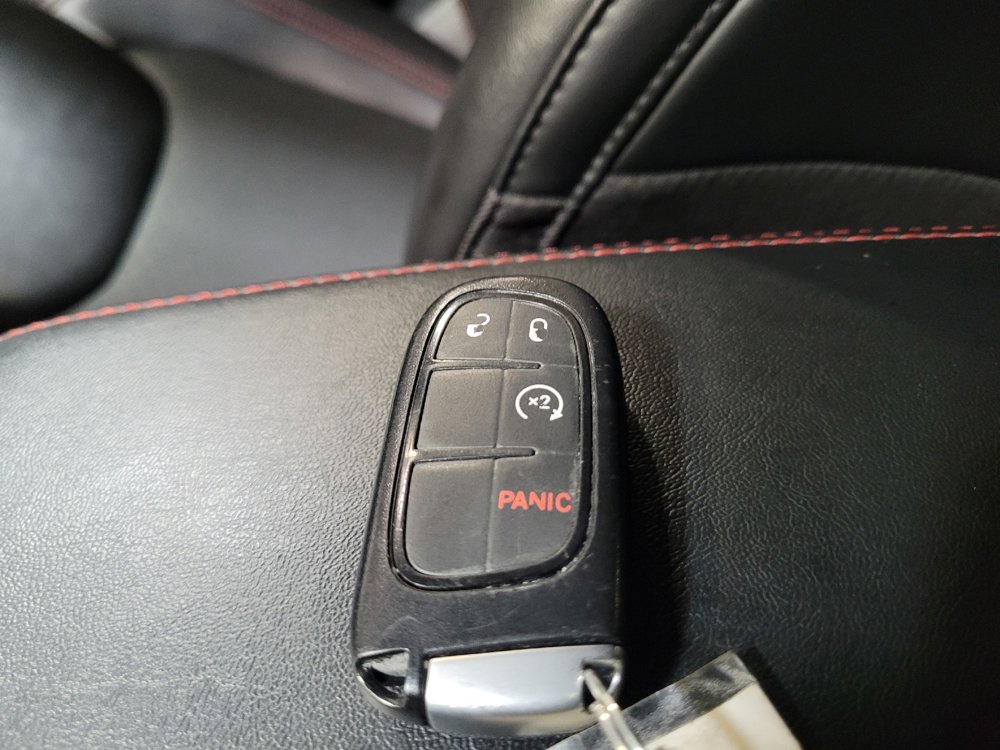 Used 2021 Jeep Cherokee Trailhawk AWD/4WD image 32