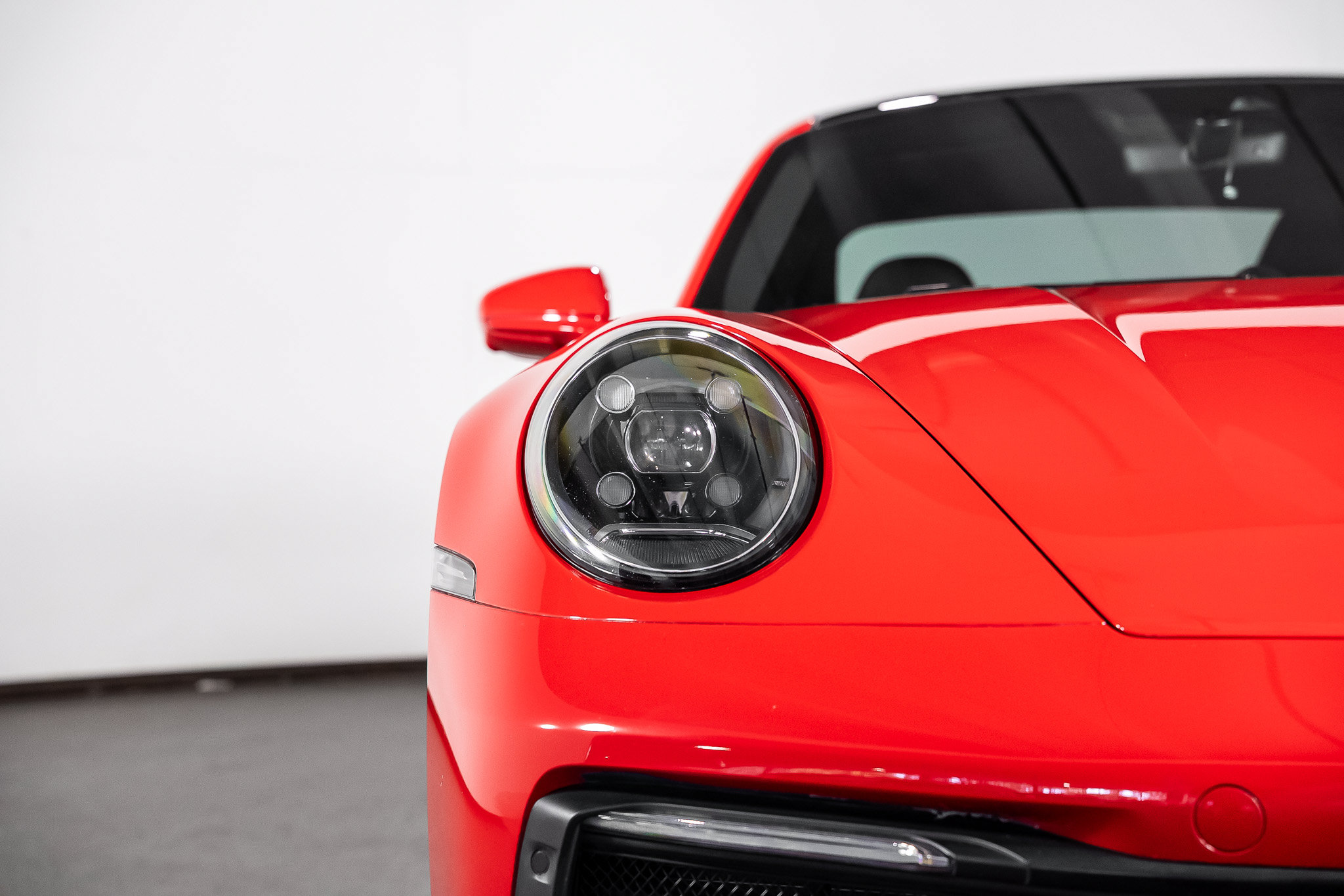 Used 2021 Porsche 911 Carrera w/ Premium Package RWD image 6