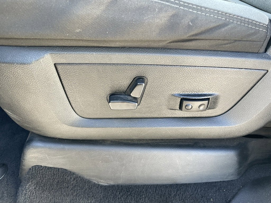 Used 2023 RAM 2500 Big Horn w/ Level 1 Equipment Group image 10