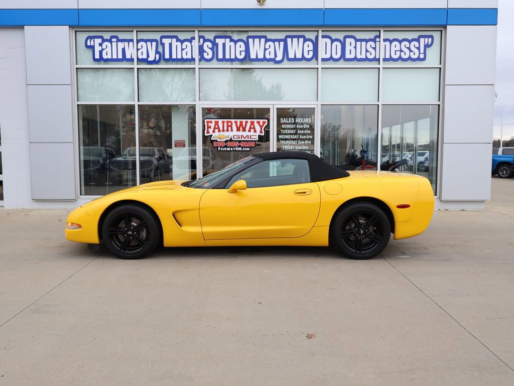 Used 2002 Chevrolet Corvette Convertible w/ Preferred Equipment Group2 RWD image 7