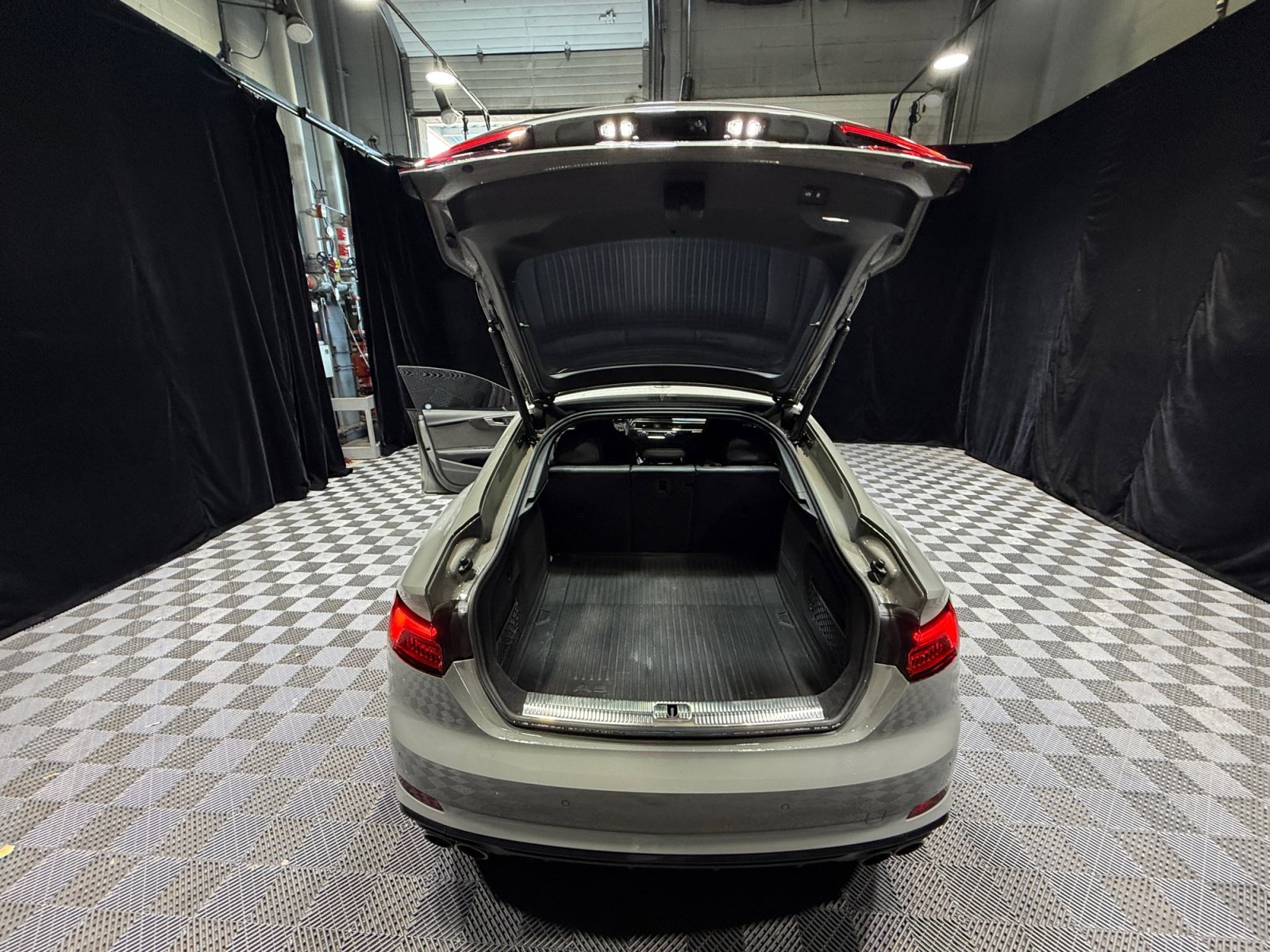 Used 2019 Audi S5 Prestige image 34