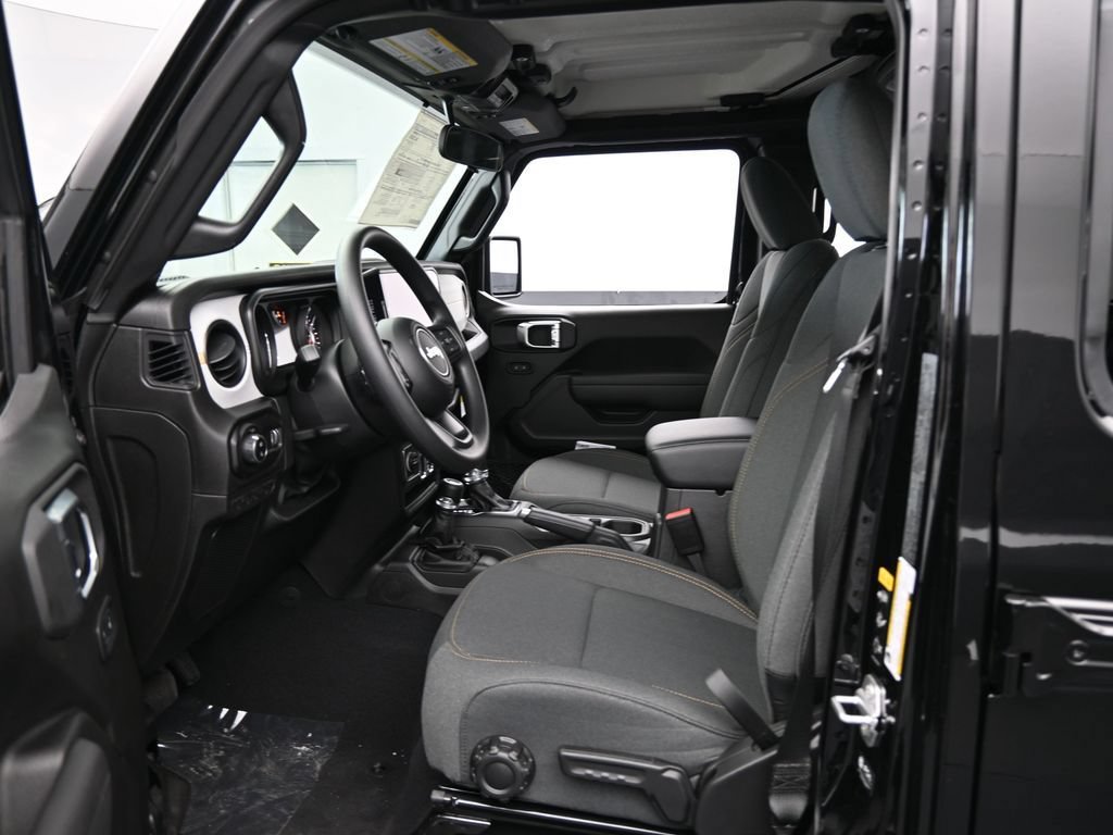 New 2026 Jeep Gladiator Sport AWD/4WD image 11
