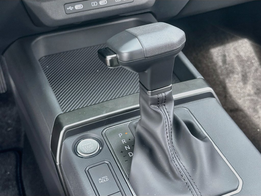 New 2027 Kia Seltos LX FWD image 16