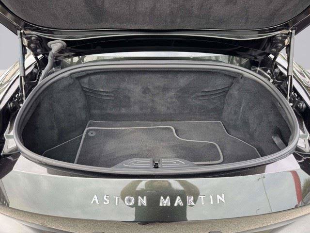 Used 2022 Aston Martin V8 Vantage Roadster RWD image 45