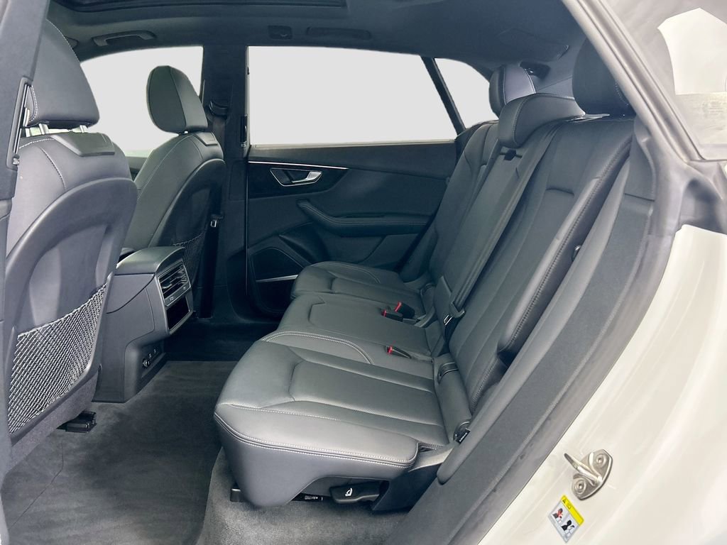 Certified 2025 Audi Q8 Premium Plus w/ Premium Plus Package image 20