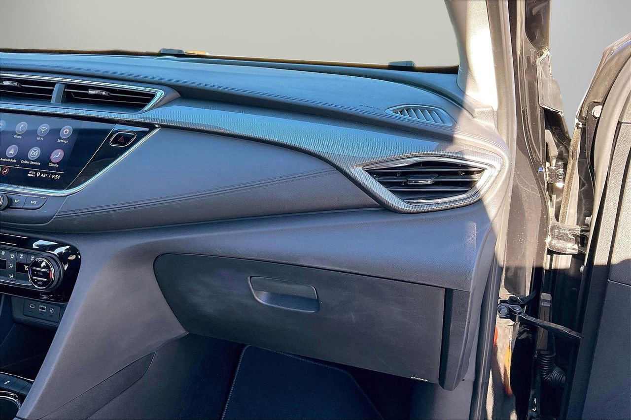 Used 2023 Buick Encore GX Select image 19