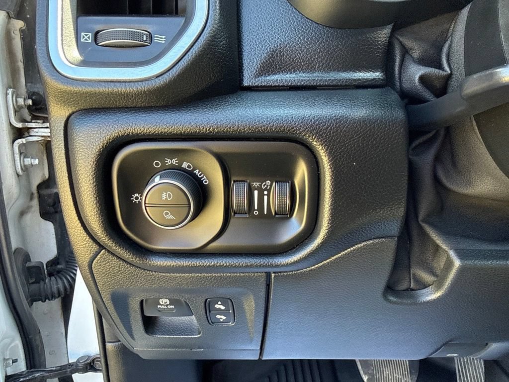 Used 2021 RAM 1500 Laramie AWD/4WD image 19
