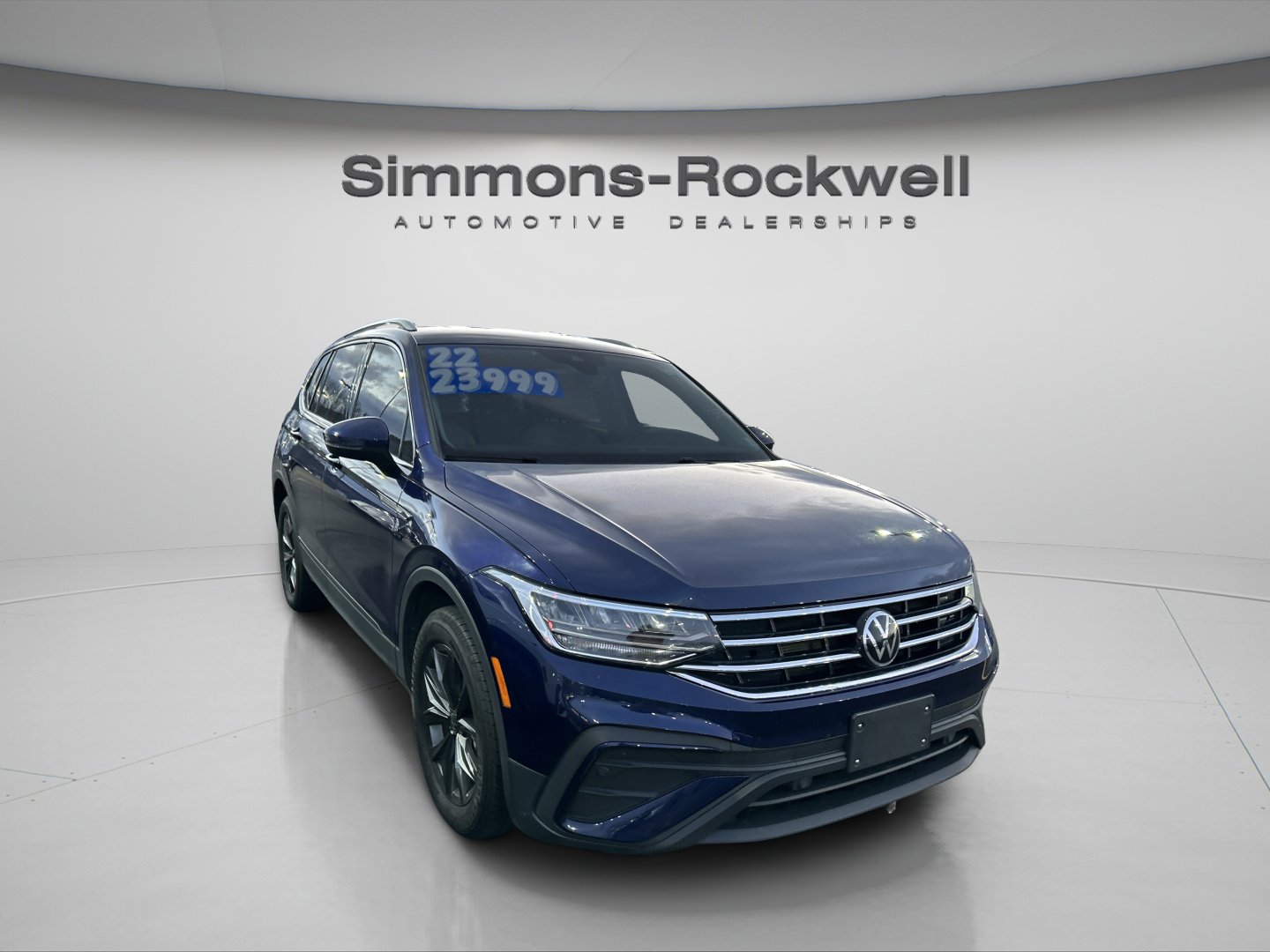 Used 2022 Volkswagen Tiguan SE AWD/4WD image 4