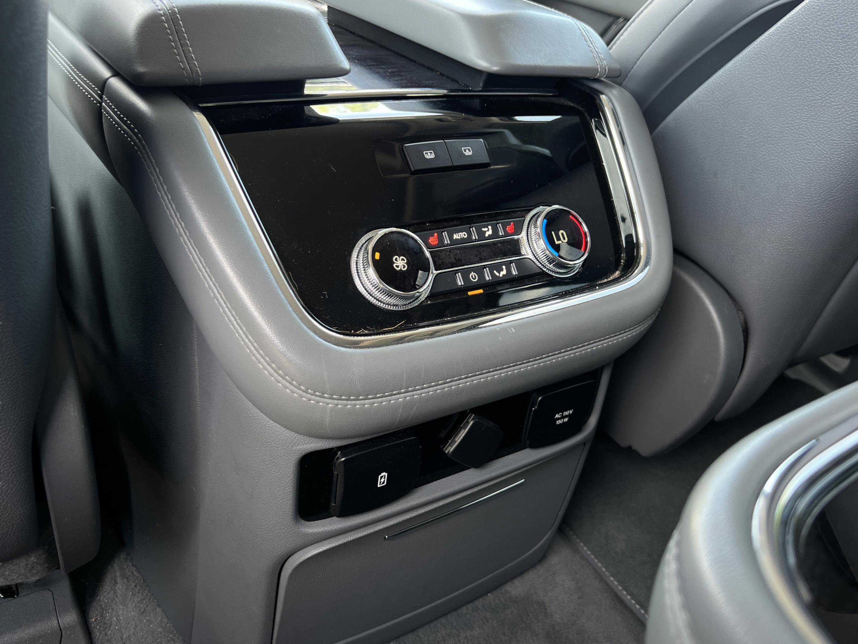 Used 2019 Lincoln Navigator Reserve AWD/4WD image 27
