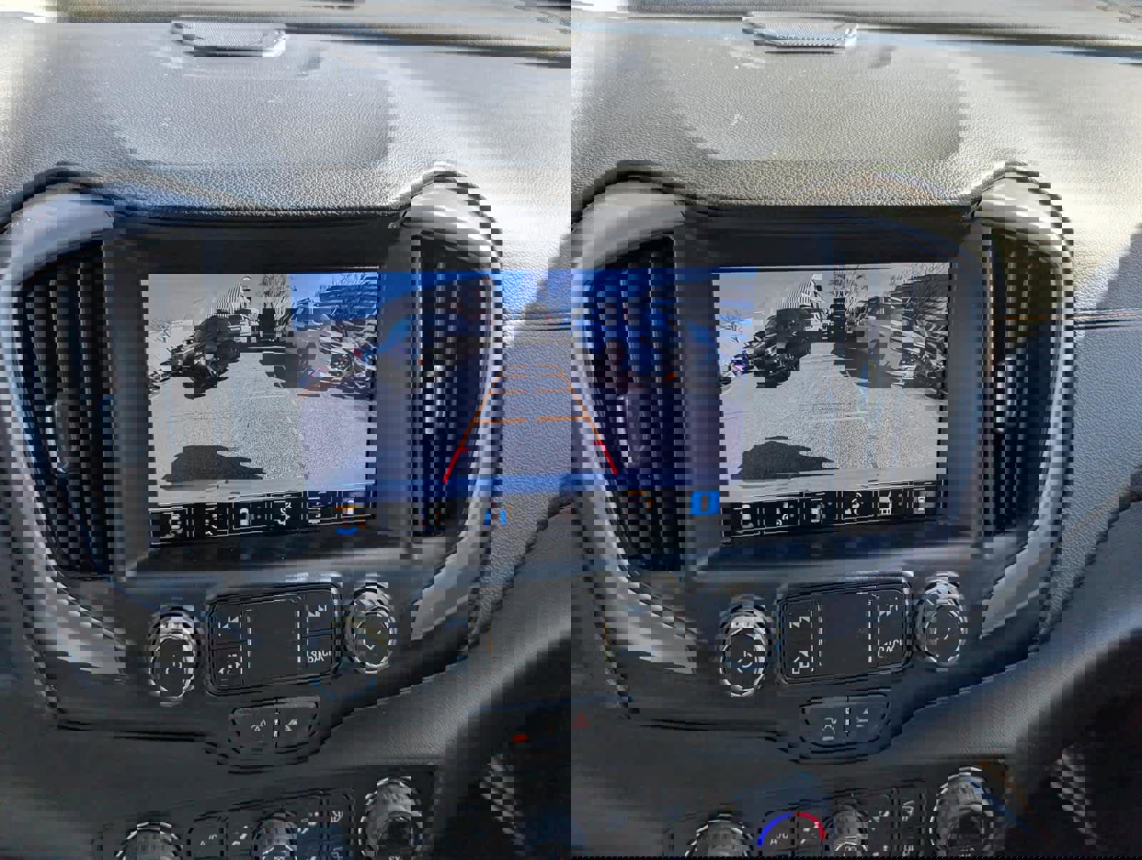 Certified 2022 GMC Terrain AT4 w/ Infotainment Package II image 29