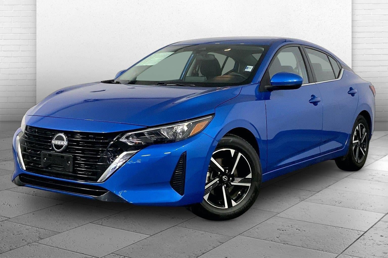 Used 2025 Nissan Sentra SV FWD image 13